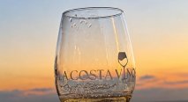 Más de 20 bodegas participarán de la 4ª edición de La Costa Vinos